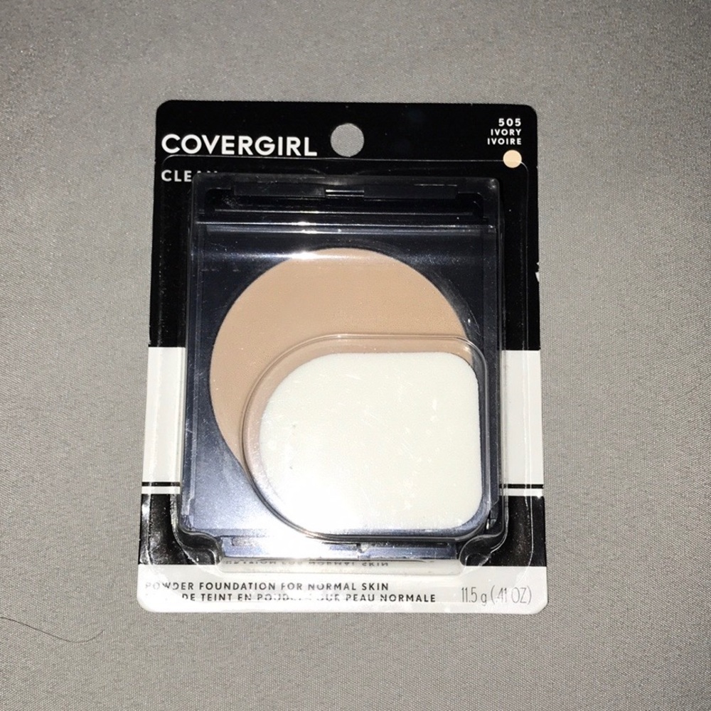 Covergirl Clean Simply Powder Foundation